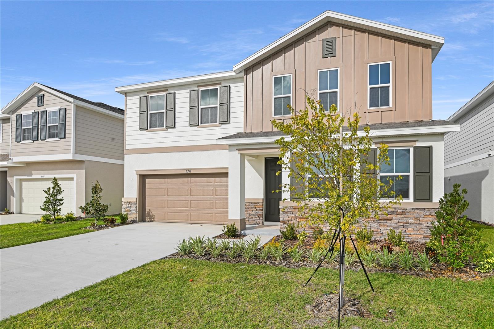 Listing photo 1 for 5331 Mickey Ave