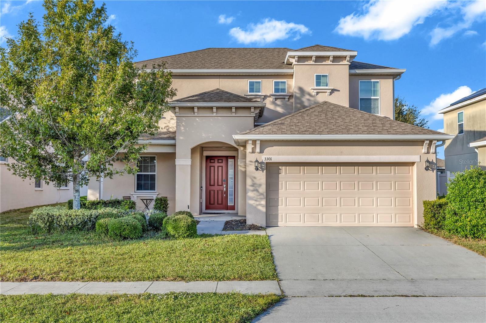 Listing photo 1 for 3301 Bethpage Loop