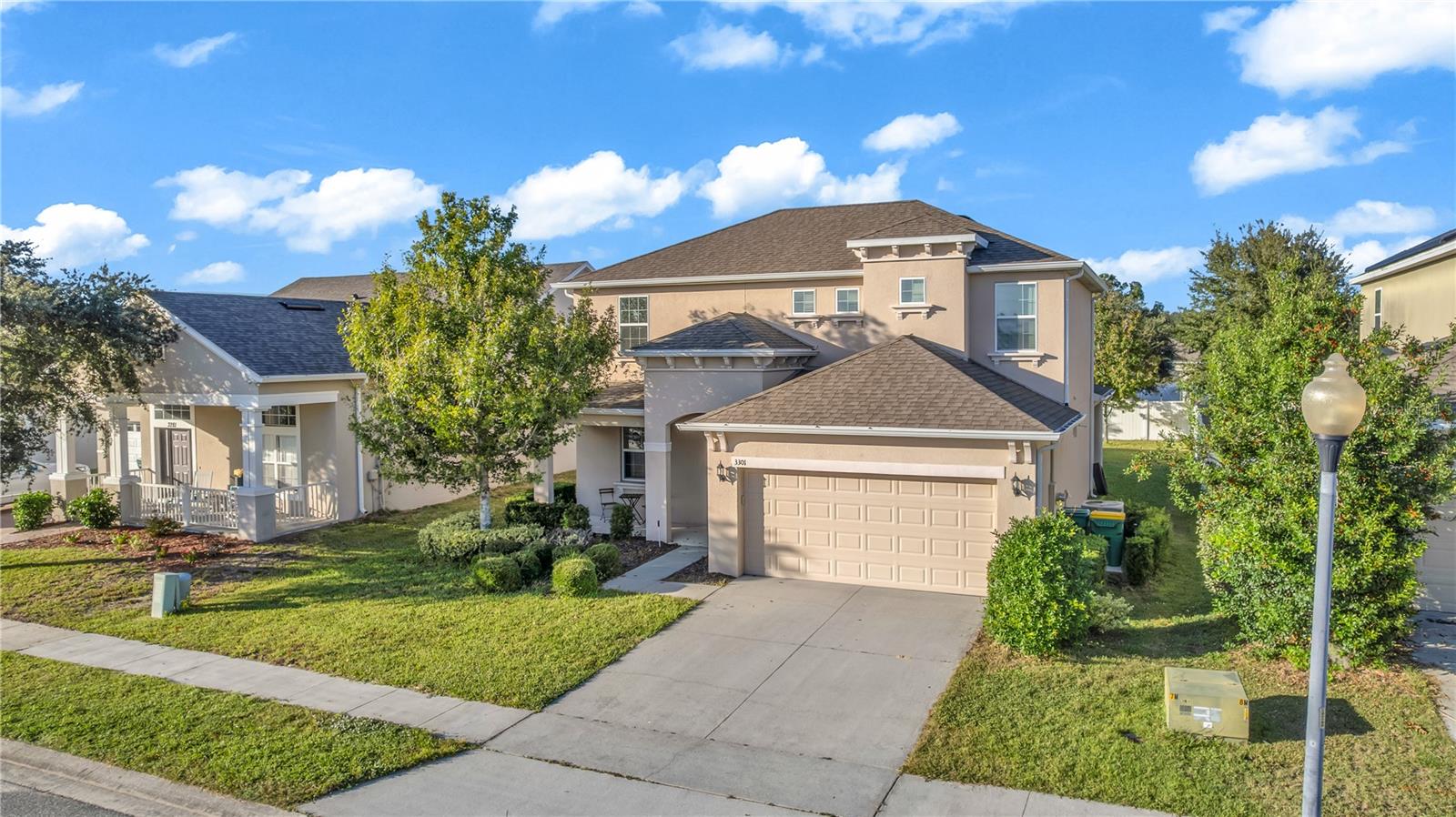 Listing photo 2 for 3301 Bethpage Loop