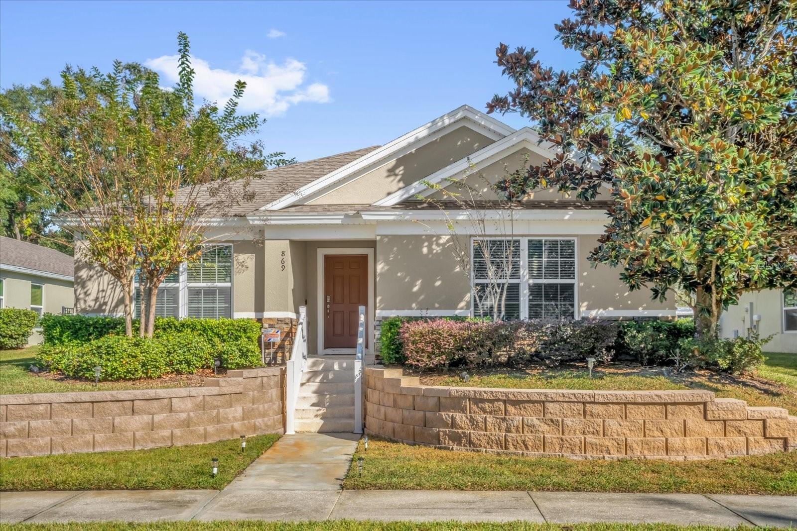 869 BENDING OAK TRAIL