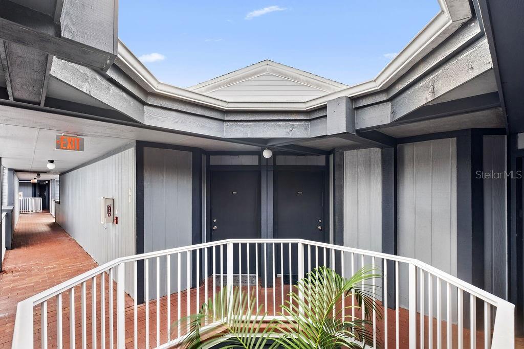 3998 ATRIUM DRIVE Unit U-1