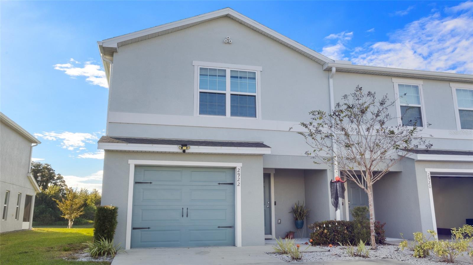 2922 FIELDWOOD CIRCLE