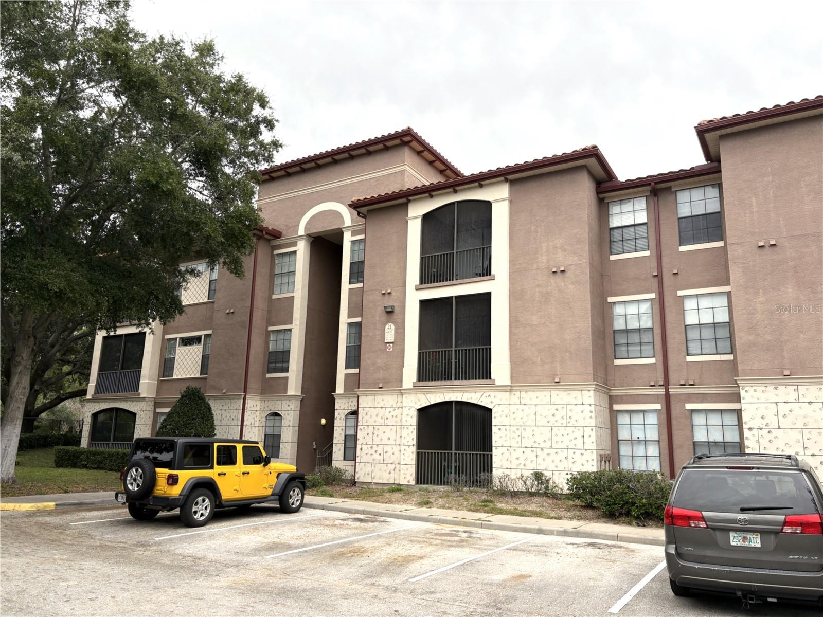 6177 METROWEST BOULEVARD Unit 102