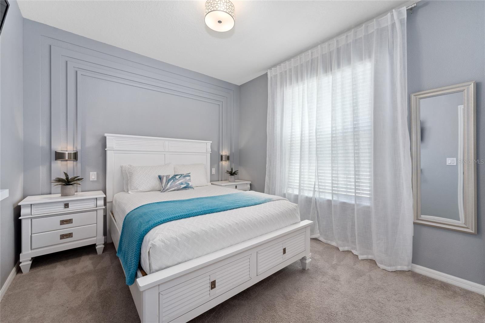 Listing photo 3 for 127 Jetty Way
