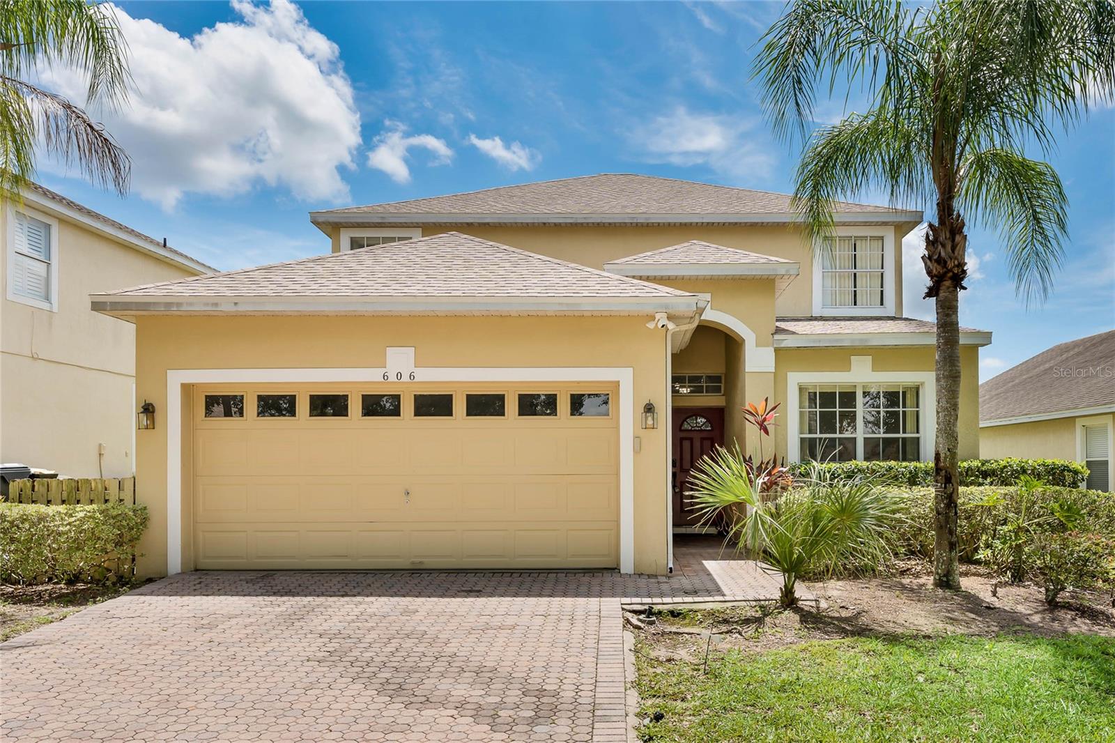 Listing photo for 606 Birkdale St