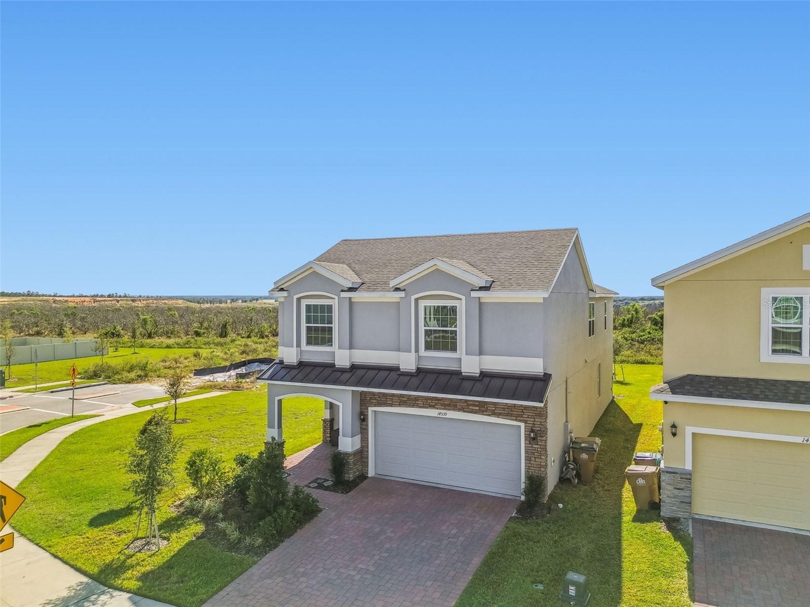 14539 CRESTAVISTA AVENUE