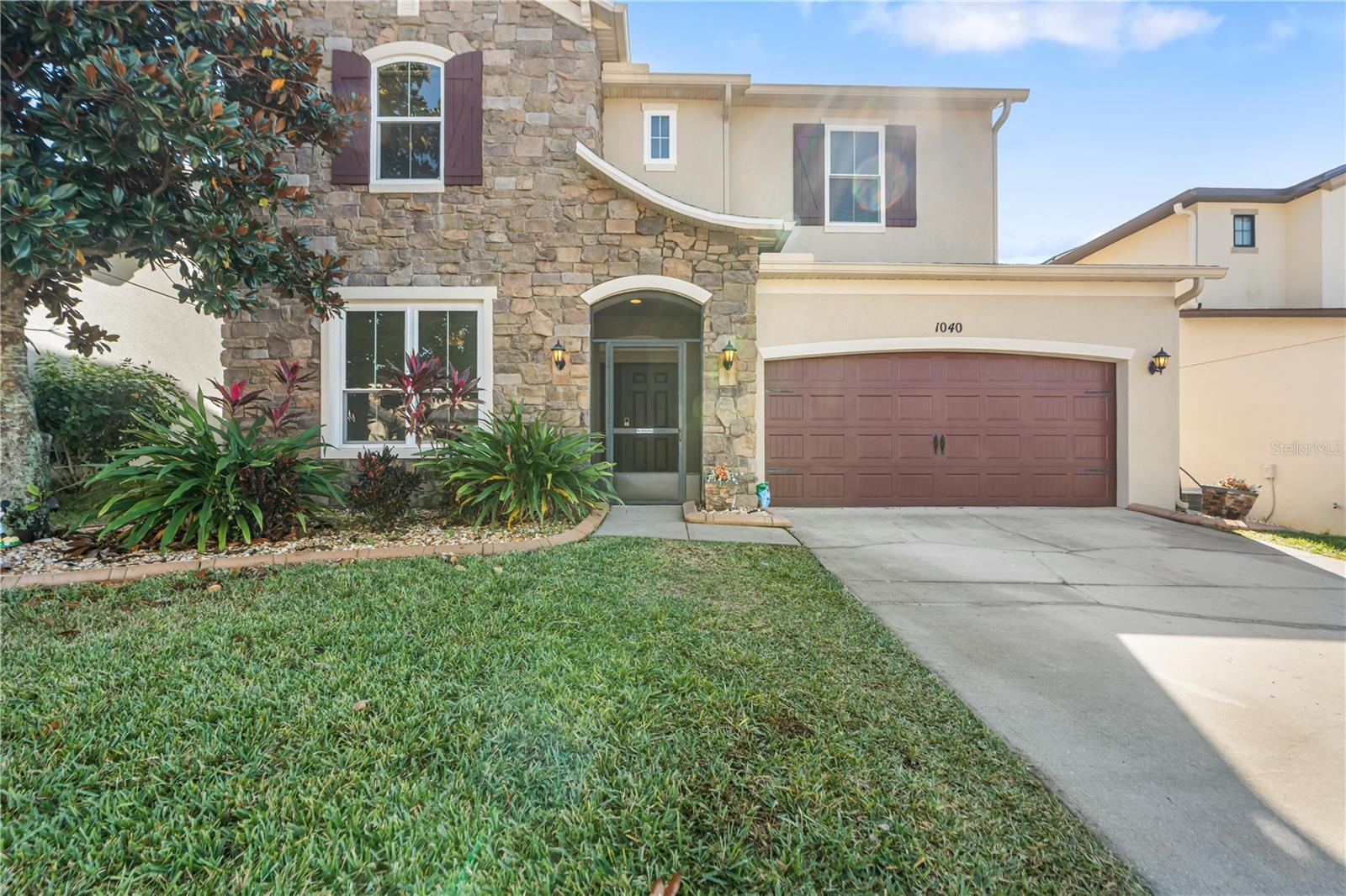 1040 THUNDERHEAD LANE