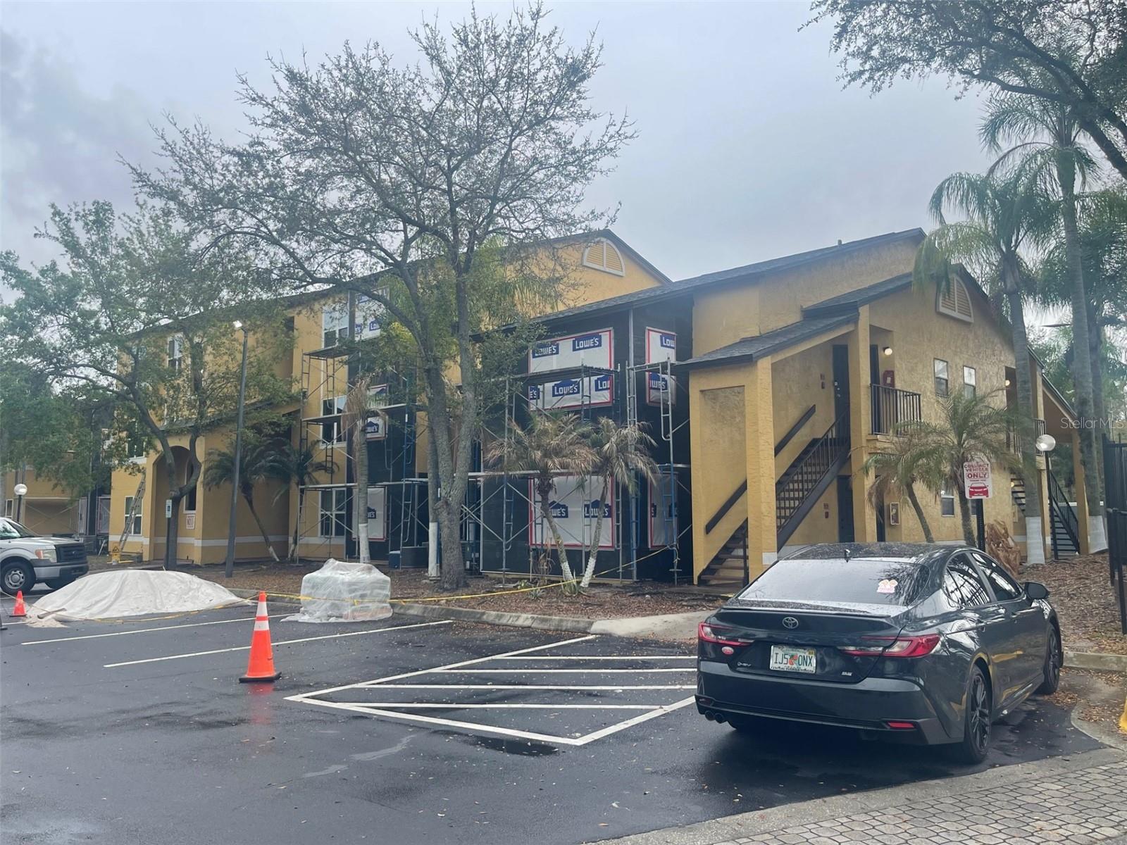 5773 GATLIN AVENUE Unit 617