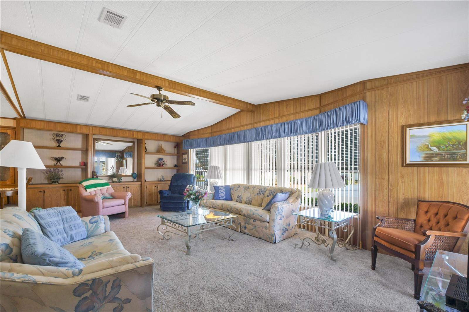 Listing photo 2 for 4969 Foxwood Lake Dr
