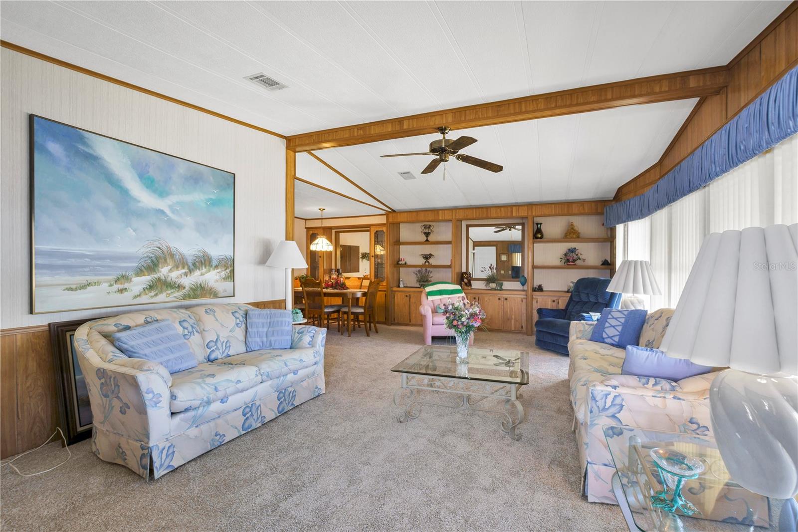 Listing photo 3 for 4969 Foxwood Lake Dr