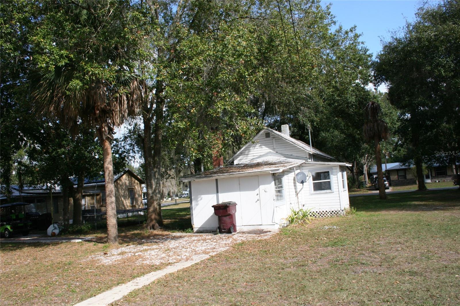 Photo 8