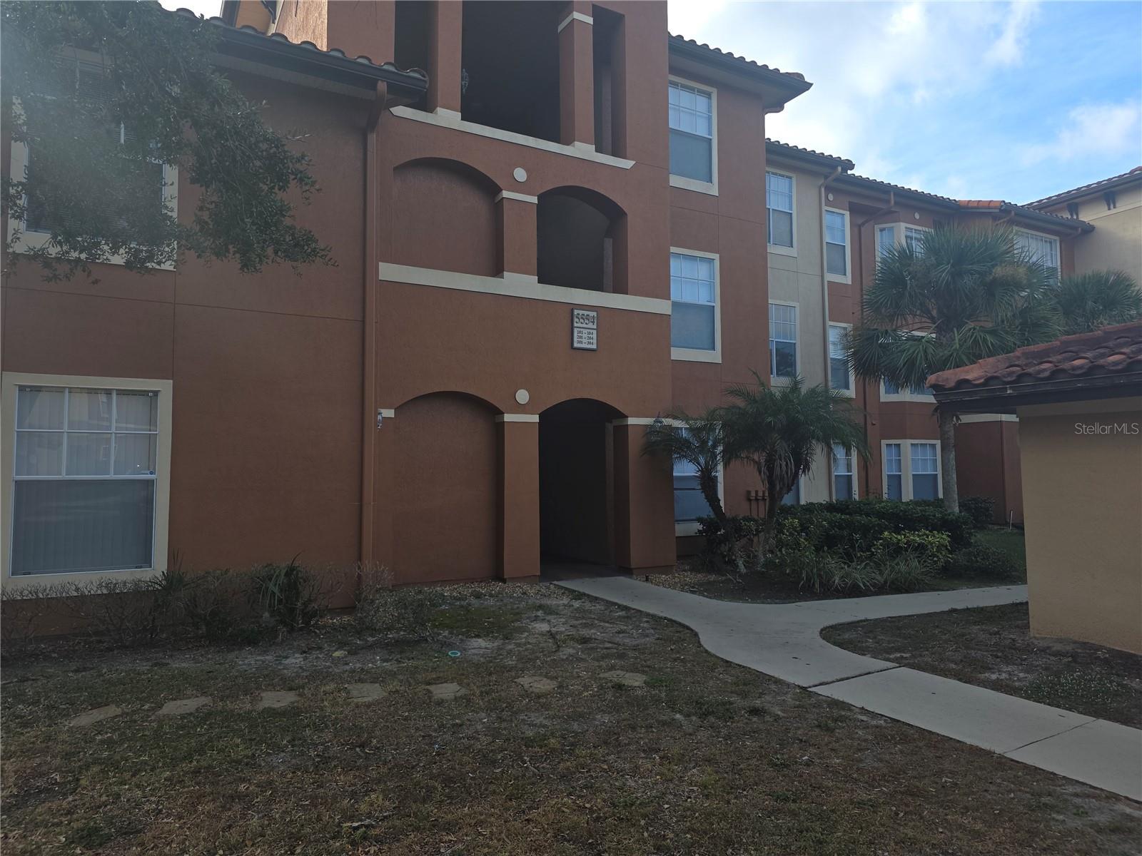 5554 METROWEST BOULEVARD Unit 206