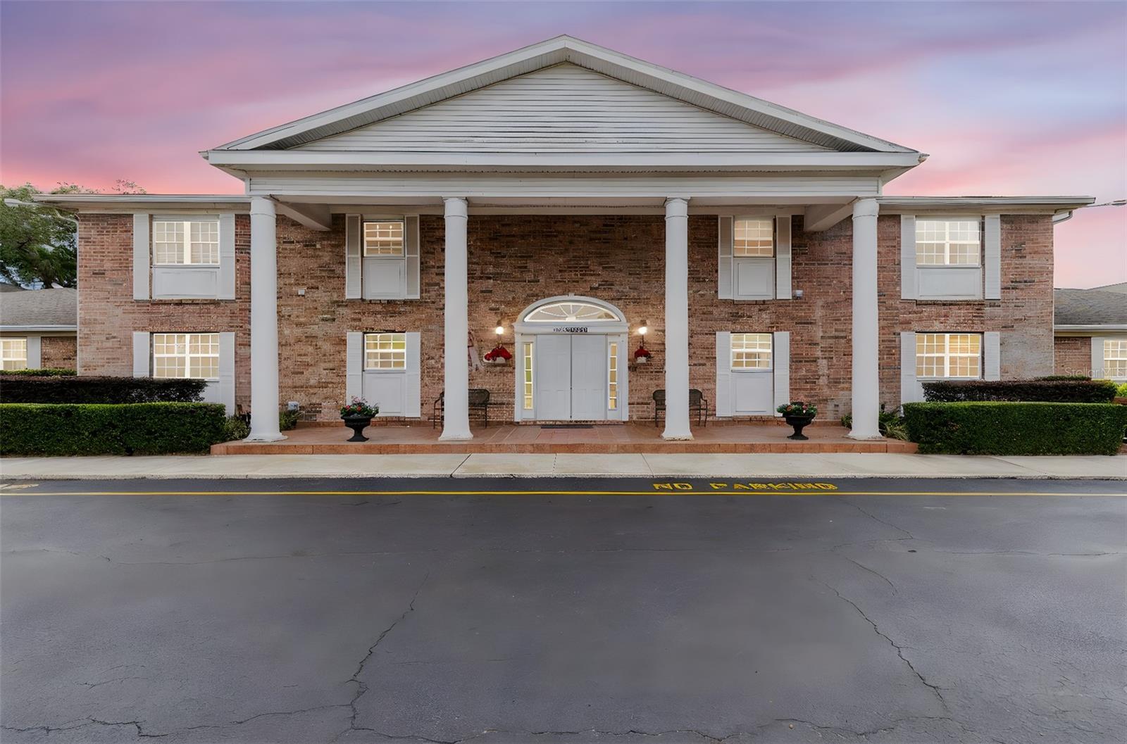 4270 LAKE UNDERHILL ROAD Unit 1