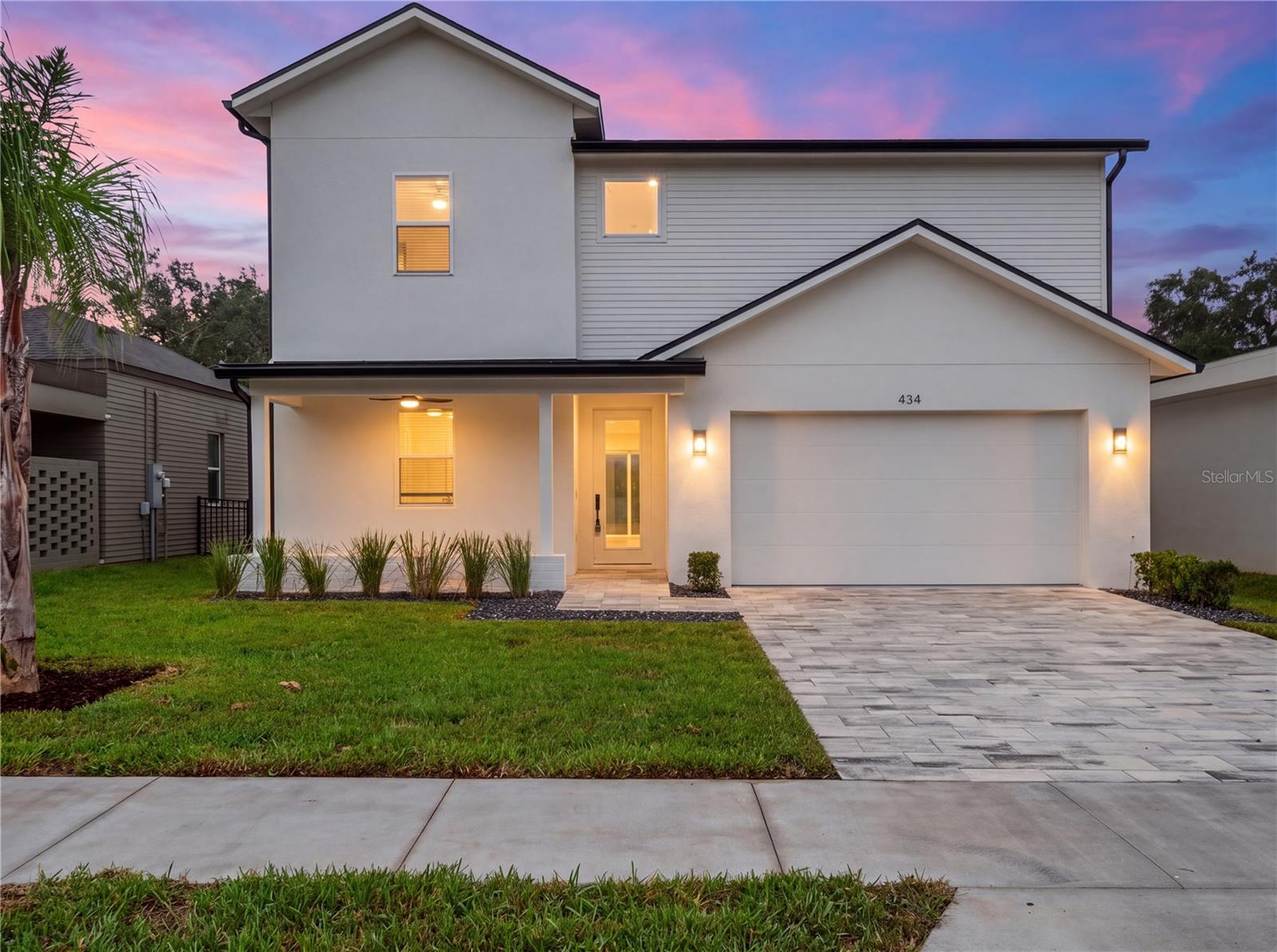Listing photo 1 for 423 Skyfield Ct
