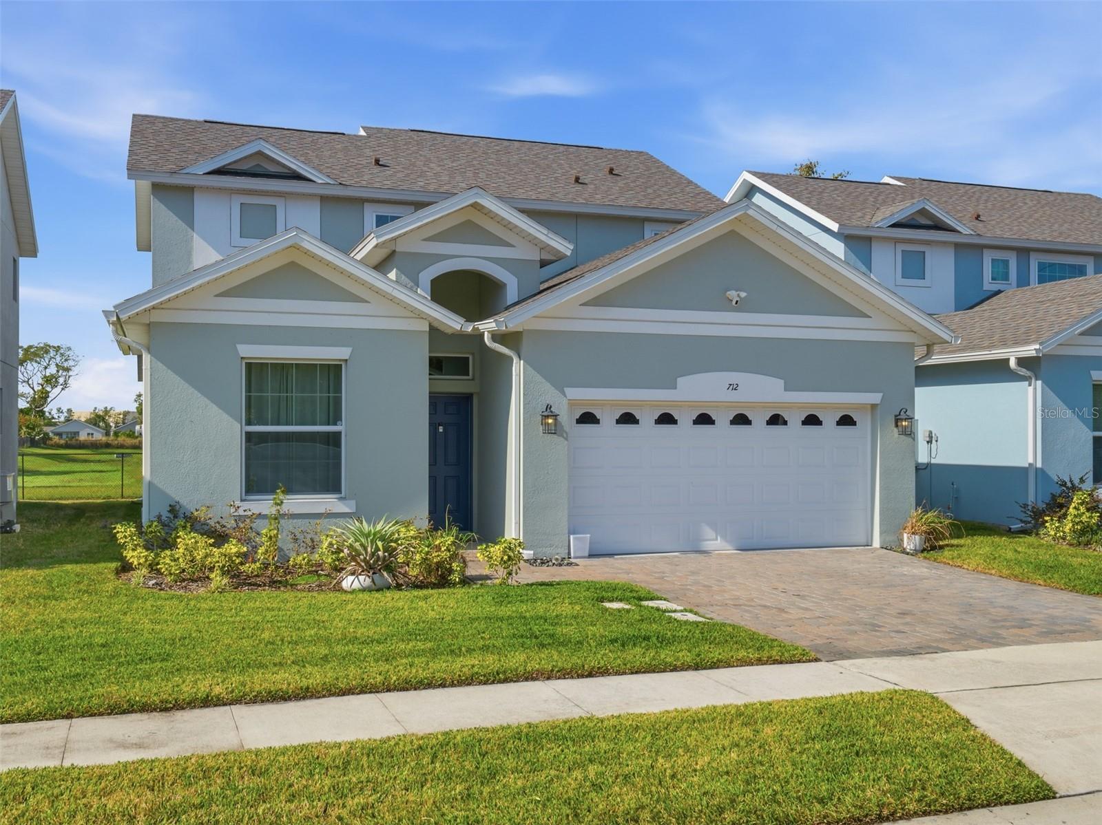 Listing photo for 712 Reflection Lake Dr