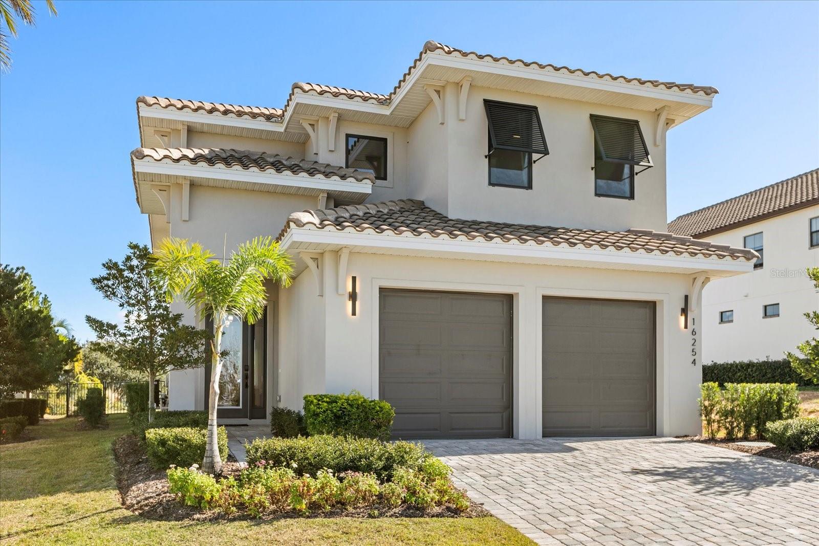 Listing photo 1 for 16254 Ravenna Ct