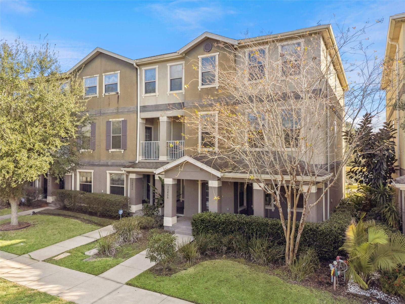 10866 SUNSET RIDGE LANE