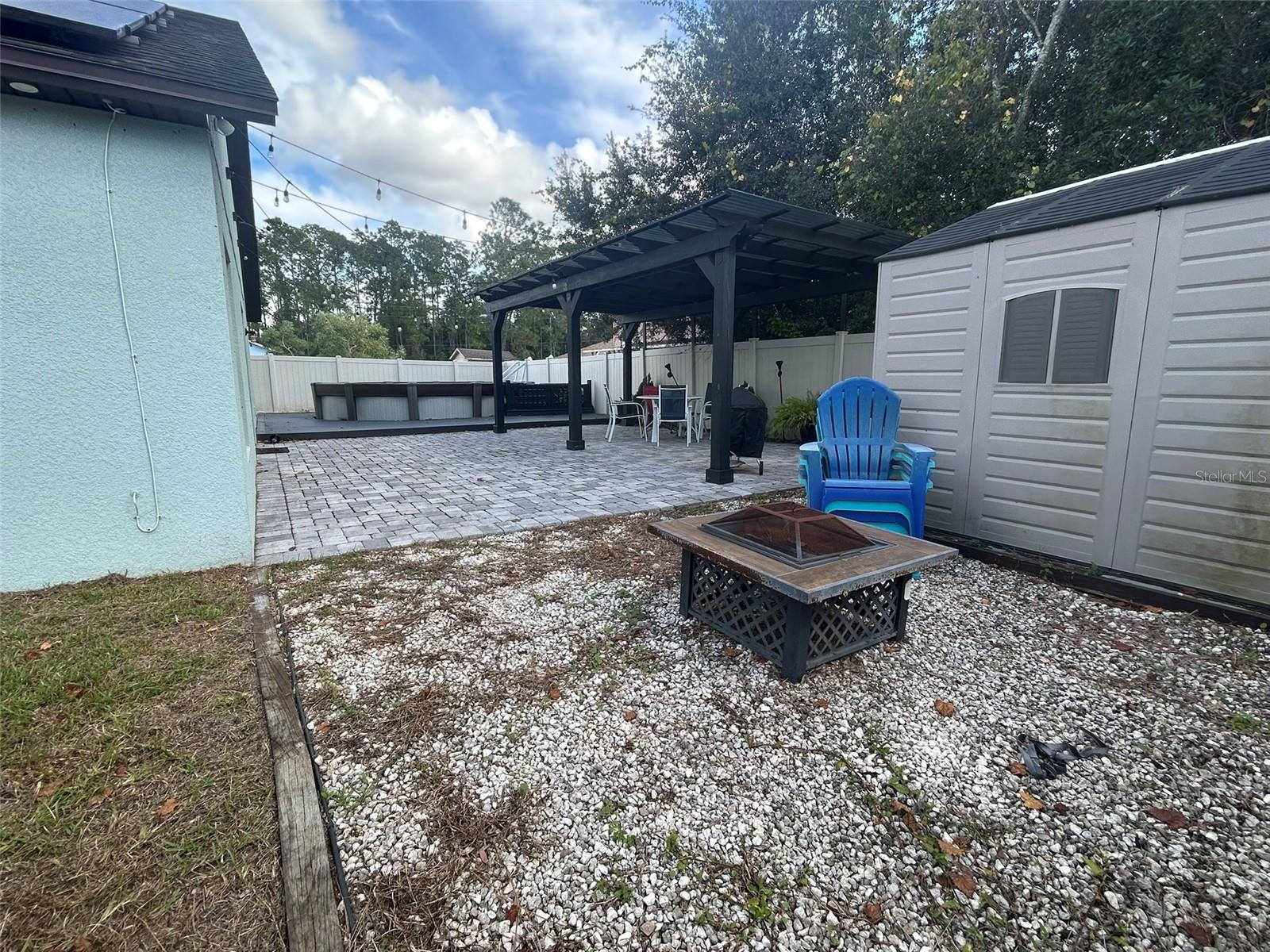 Photo 16