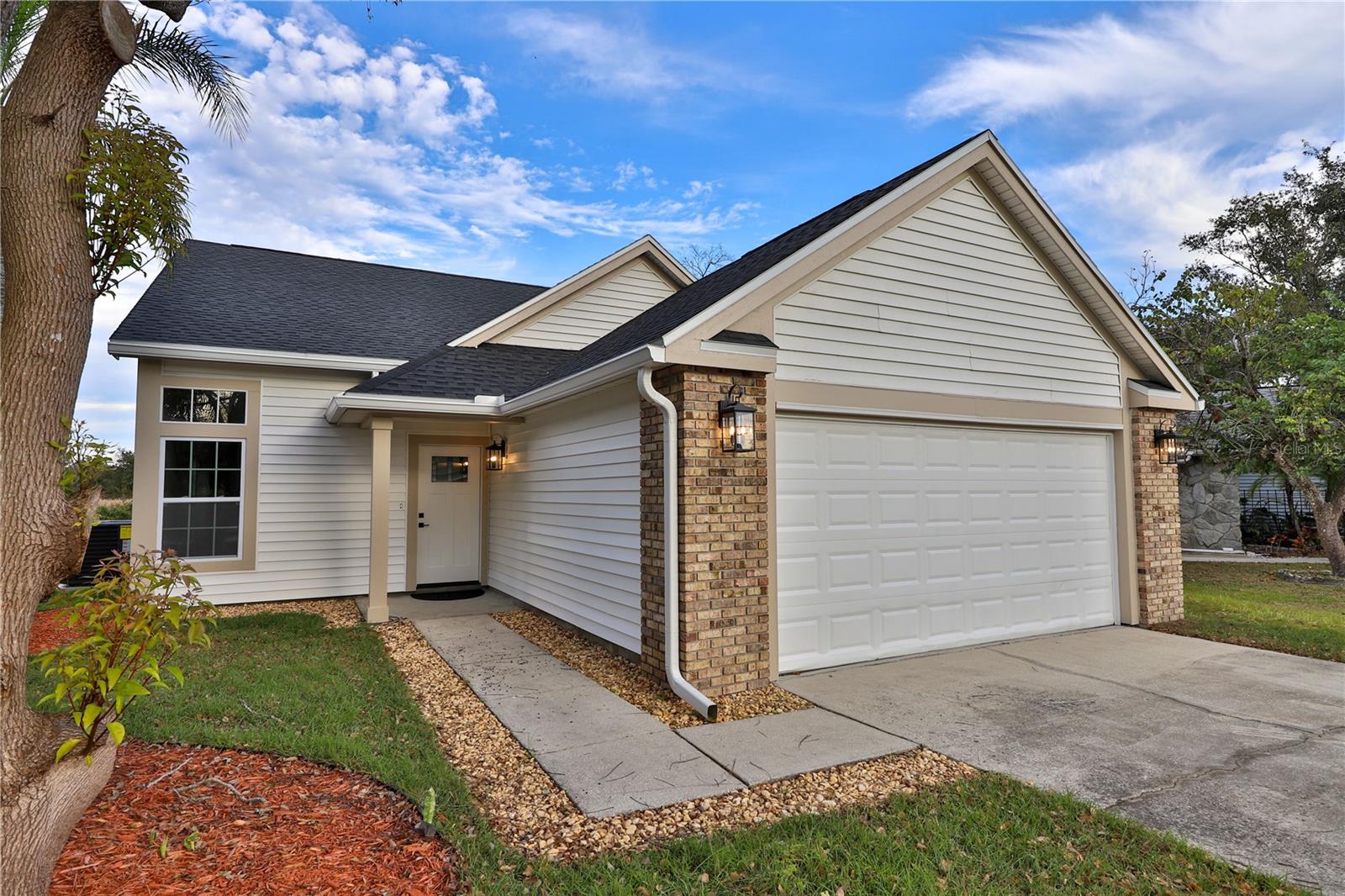 9872 BUBBLING BROOK COURT