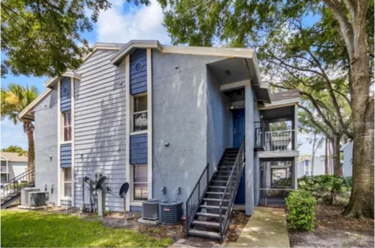 3827 BAY CLUB CIRCLE Unit 204