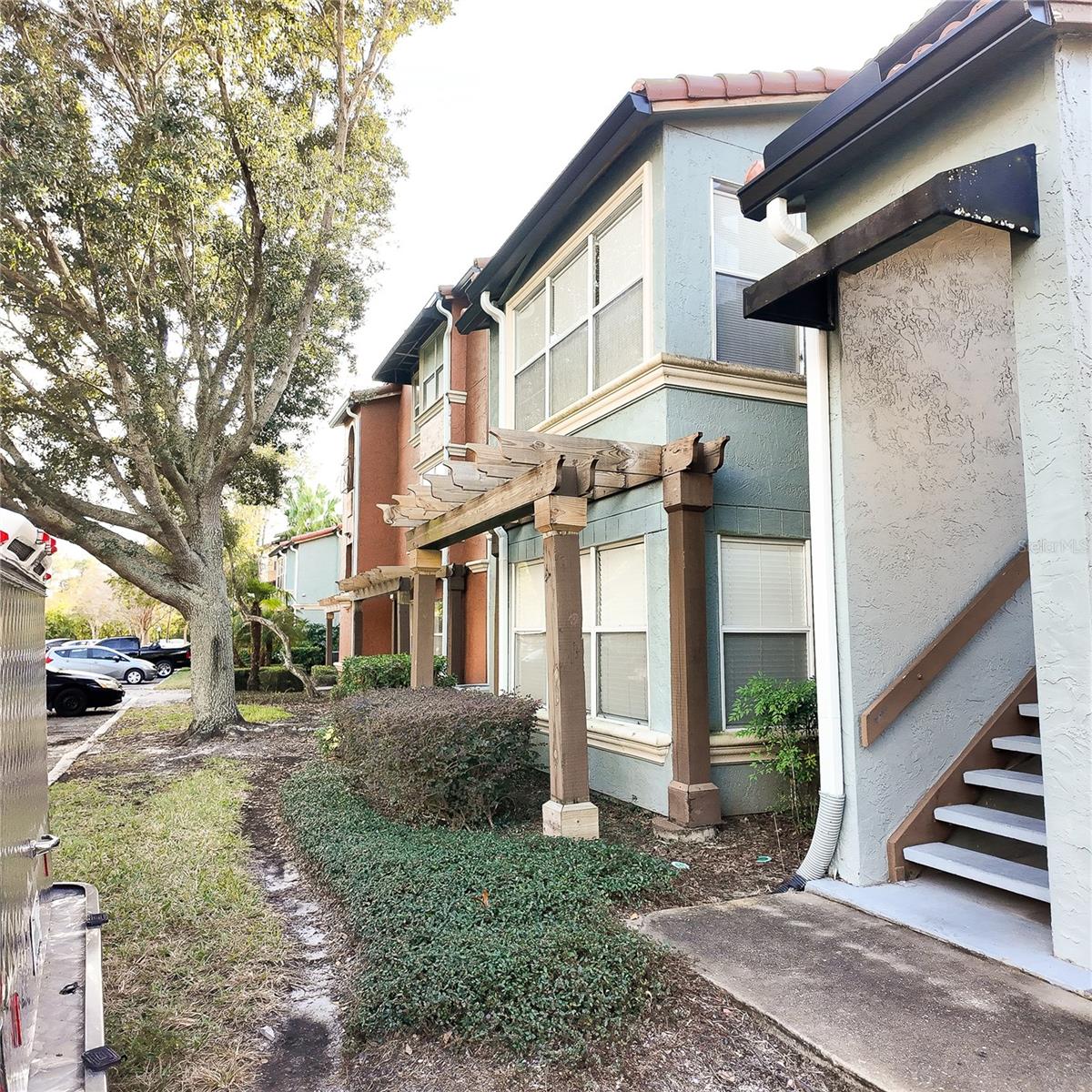 5152 CONROY ROAD Unit 1317