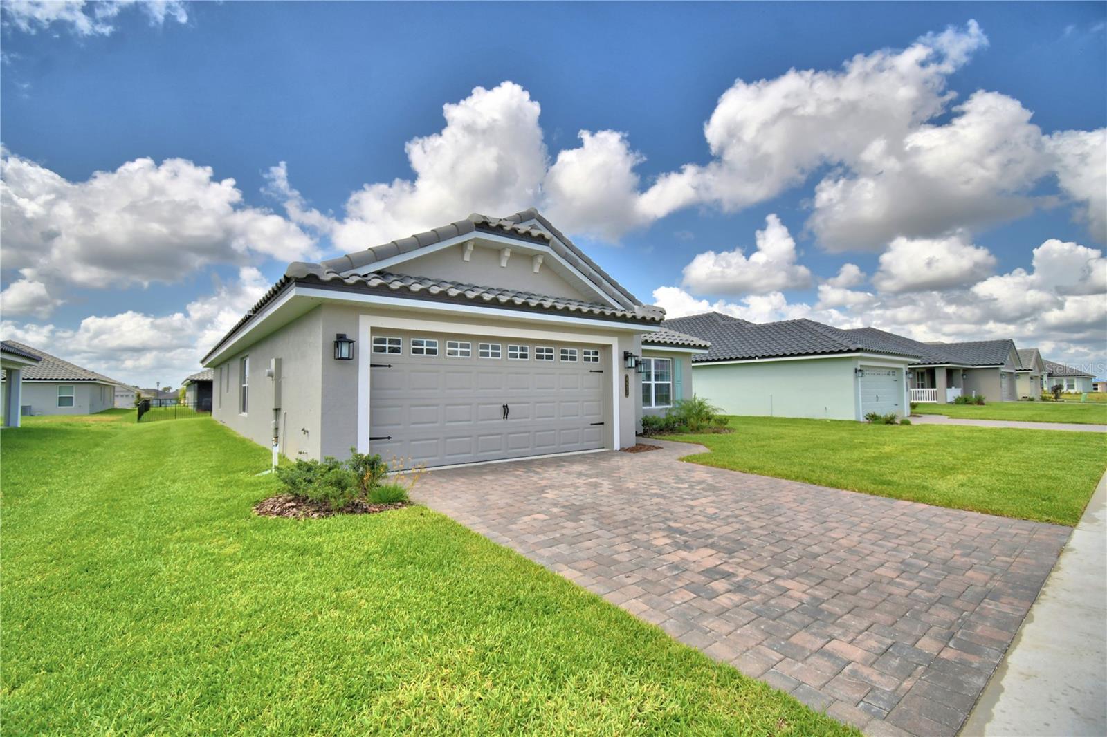 Listing photo 2 for 4651 Grandview Glen Dr