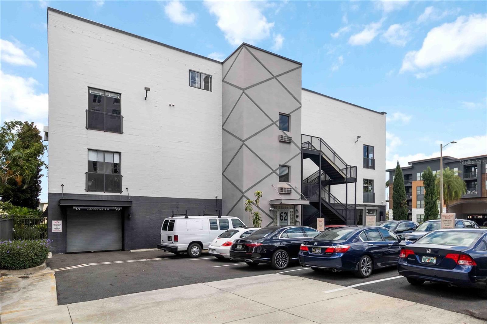 62 W COLONIAL DRIVE Unit 301