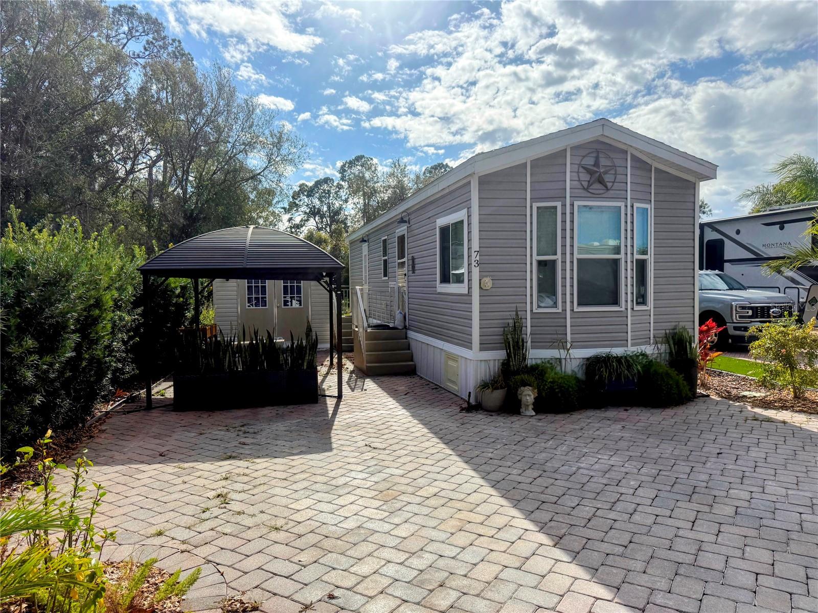 16540 SUNSHINE AVENUE