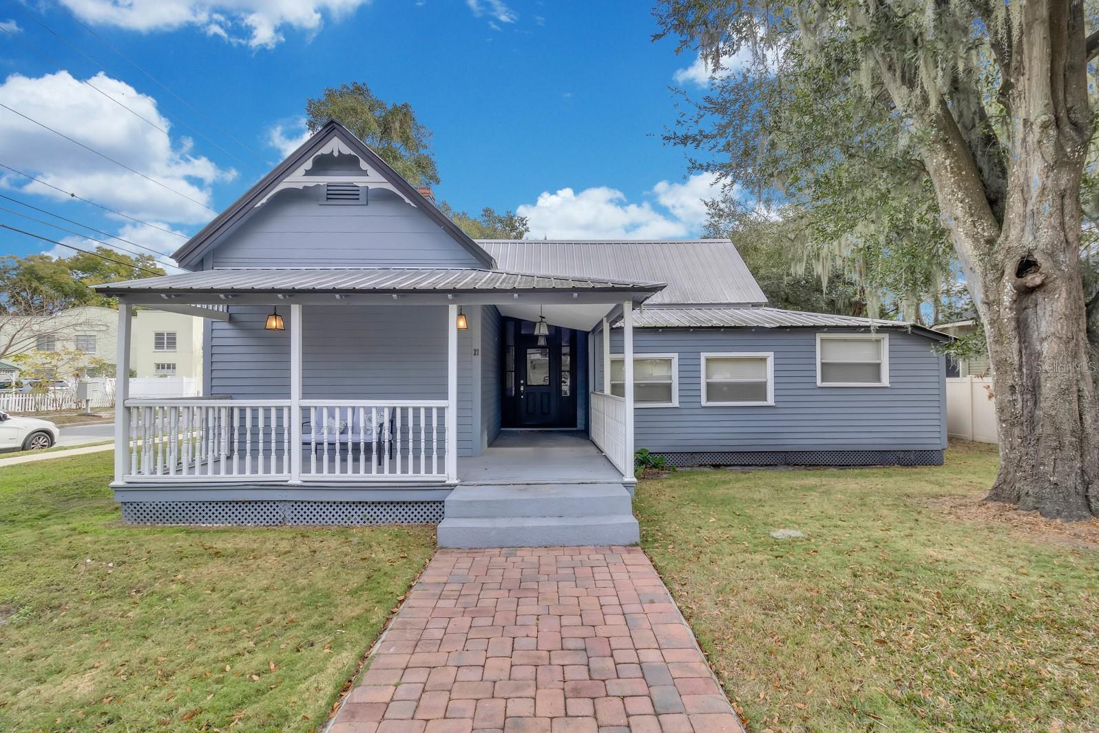 21 N BEAUMONT AVENUE