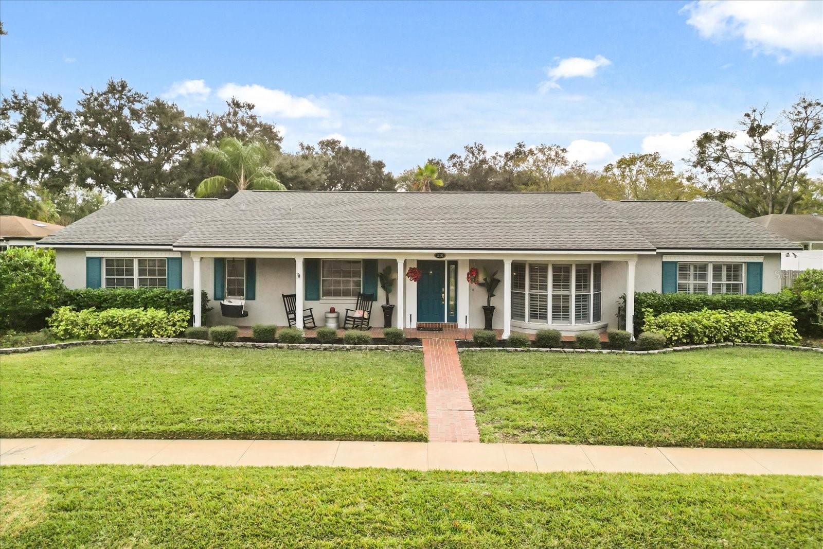 310 WHITE OAK CIRCLE