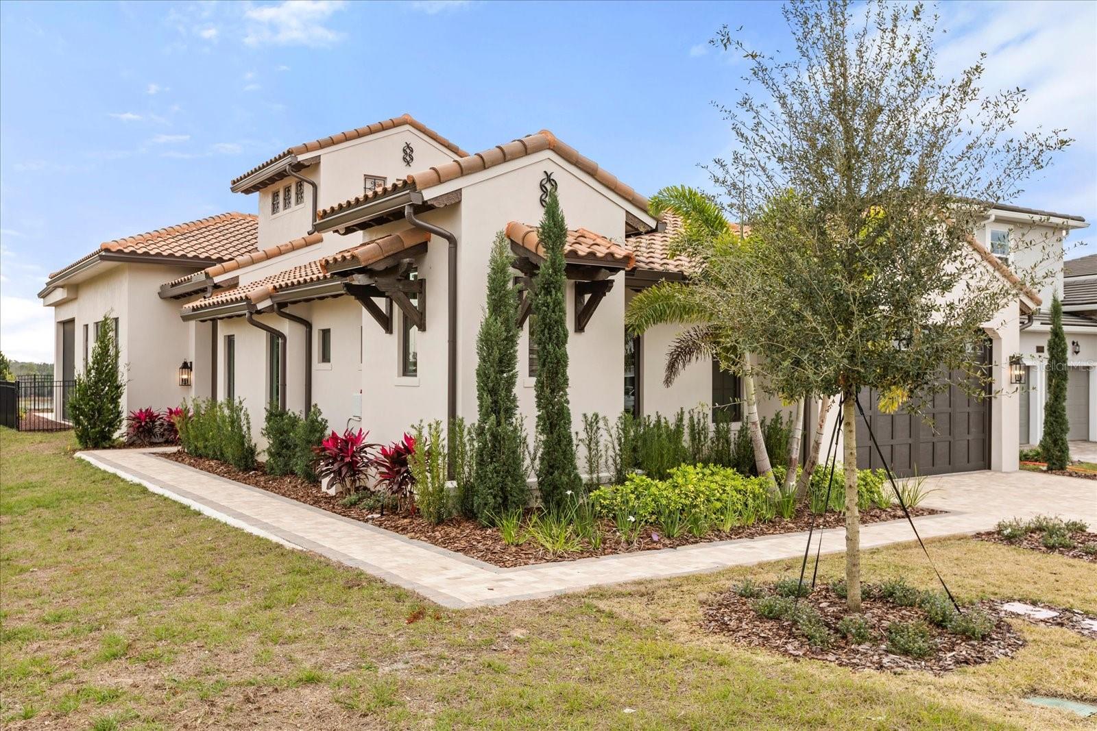Listing photo 2 for 16001 Volterra Pt
