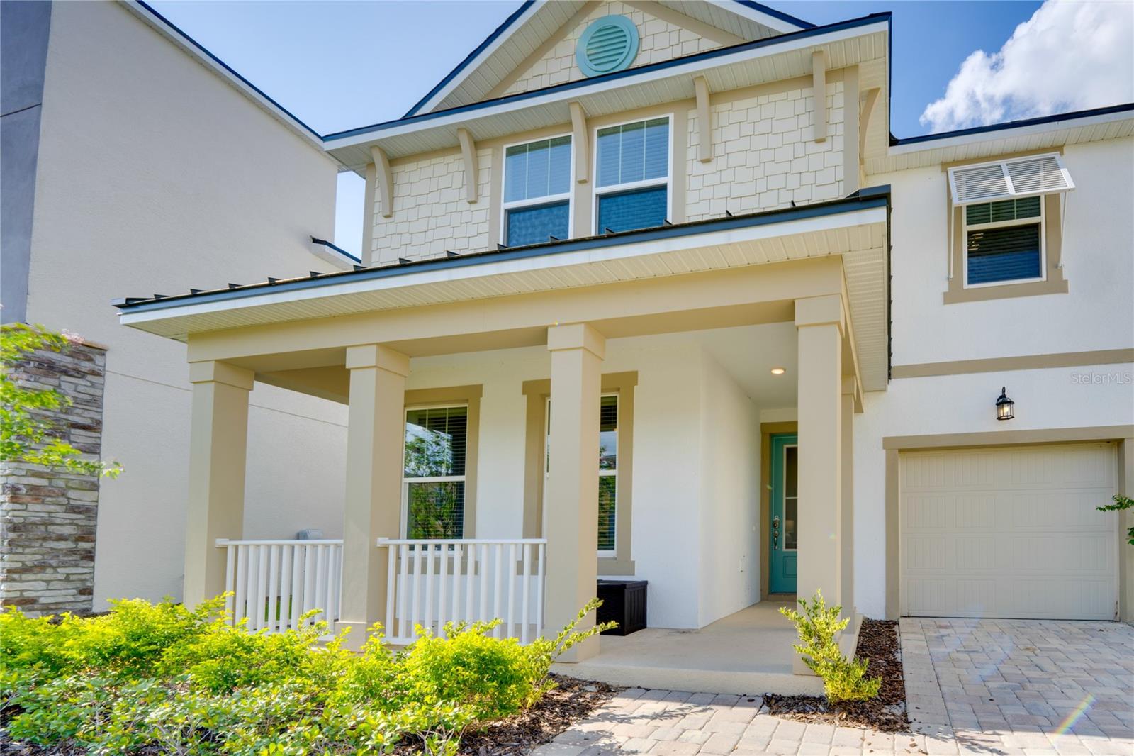 8943 COCONUT BREEZE DRIVE