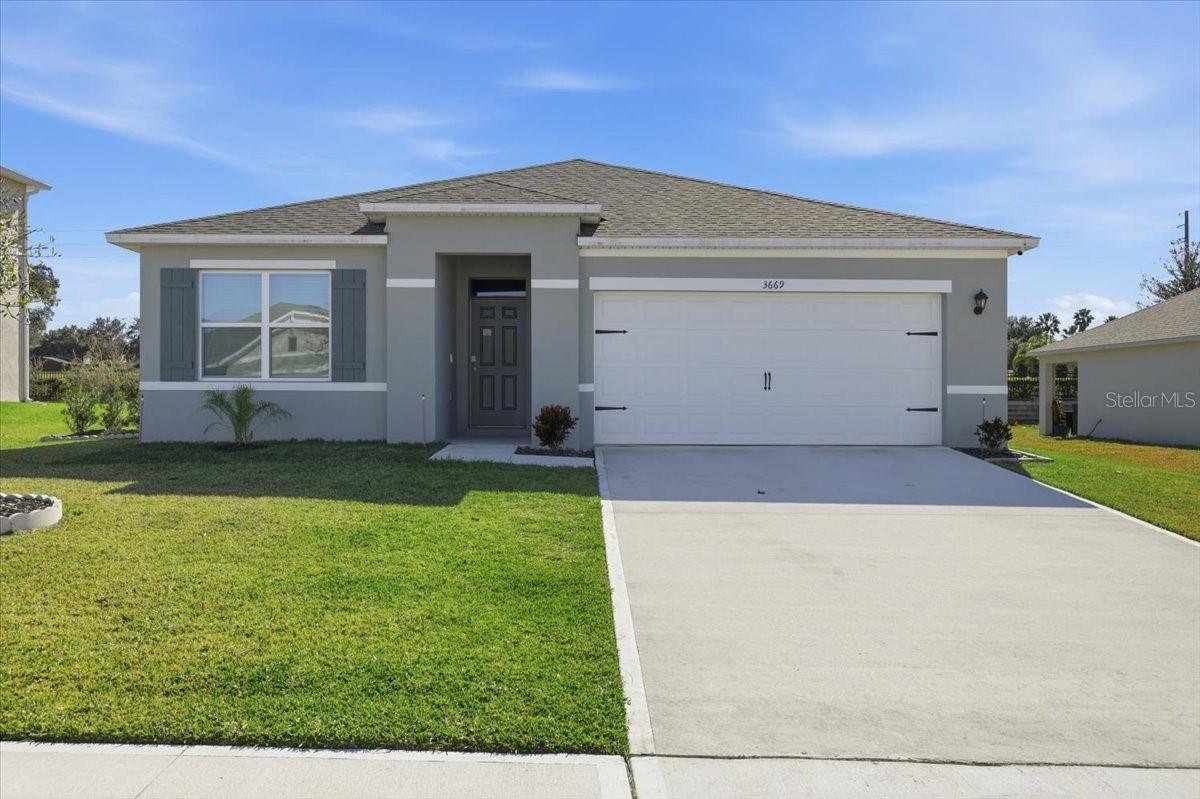 3669 RORY OAK CIRCLE