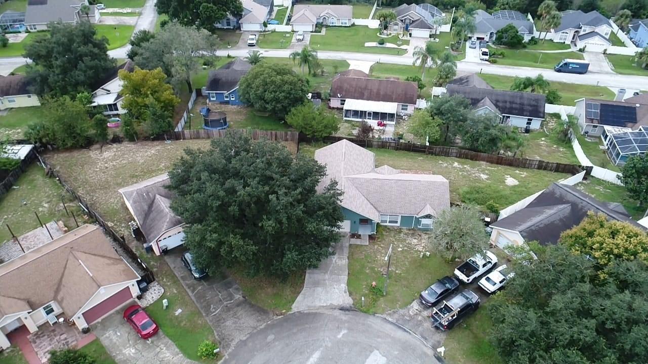 Listing photo 2 for 108 Chris Ct