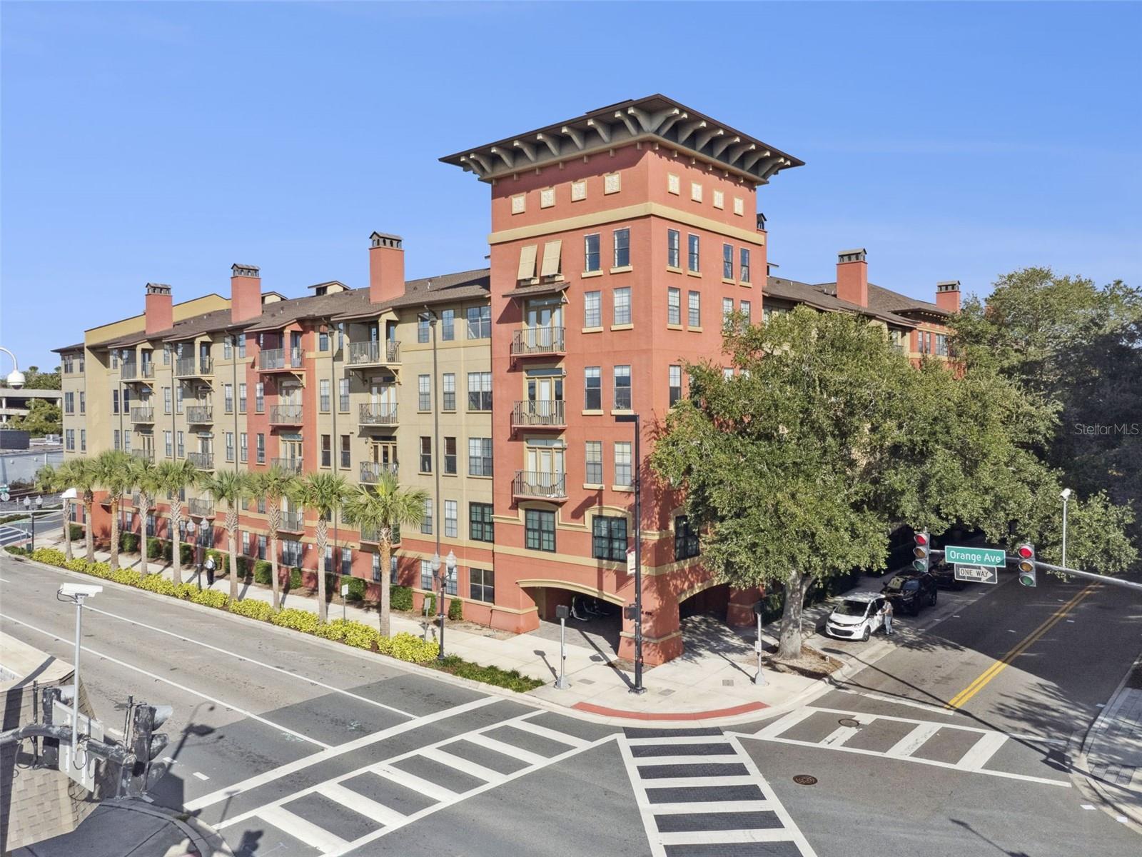 911 N ORANGE AVENUE Unit 548