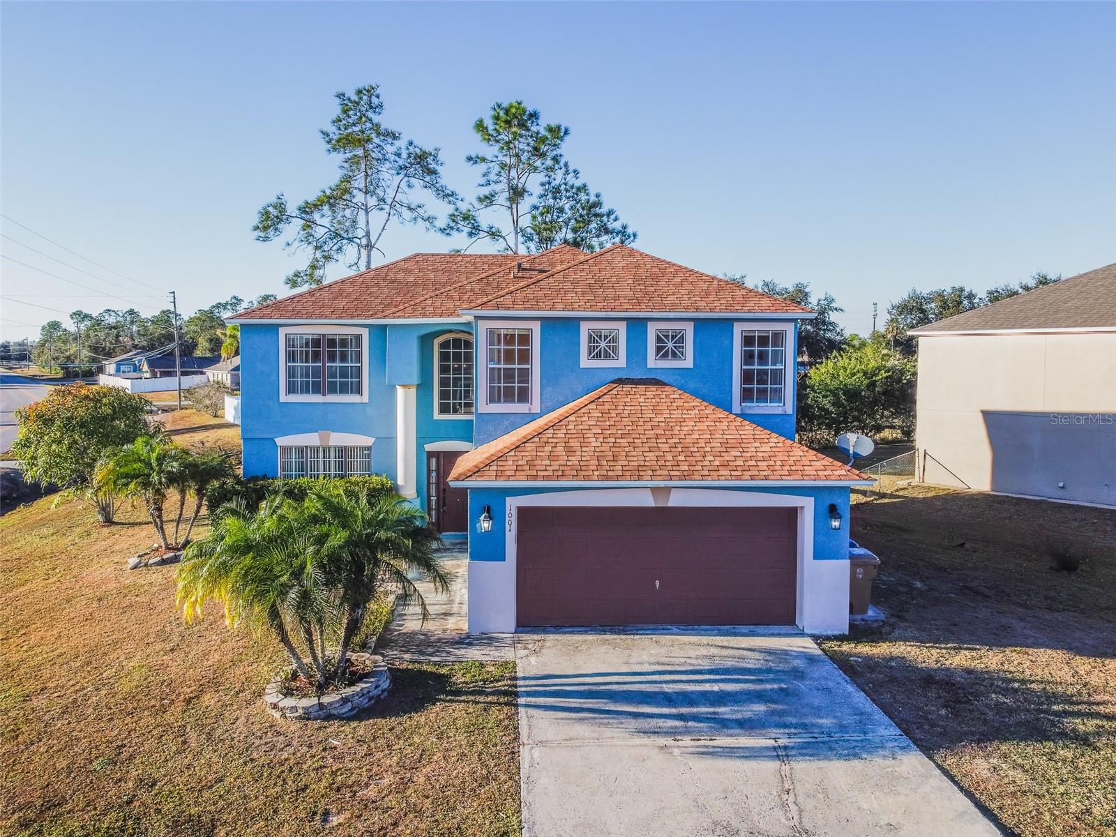 1001 DAMPIERRE COURT