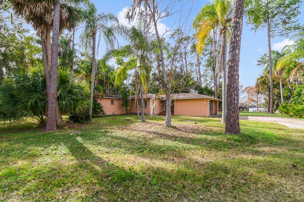 3658 N ECONLOCKHATCHEE TRAIL