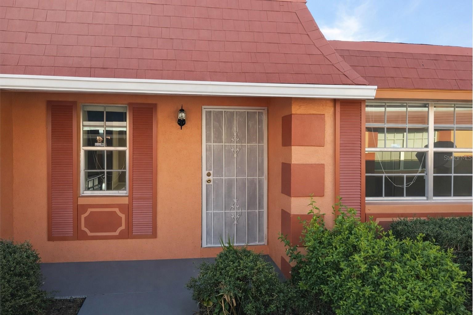 2727 W OAK RIDGE ROAD Unit 2/ BLDG #7