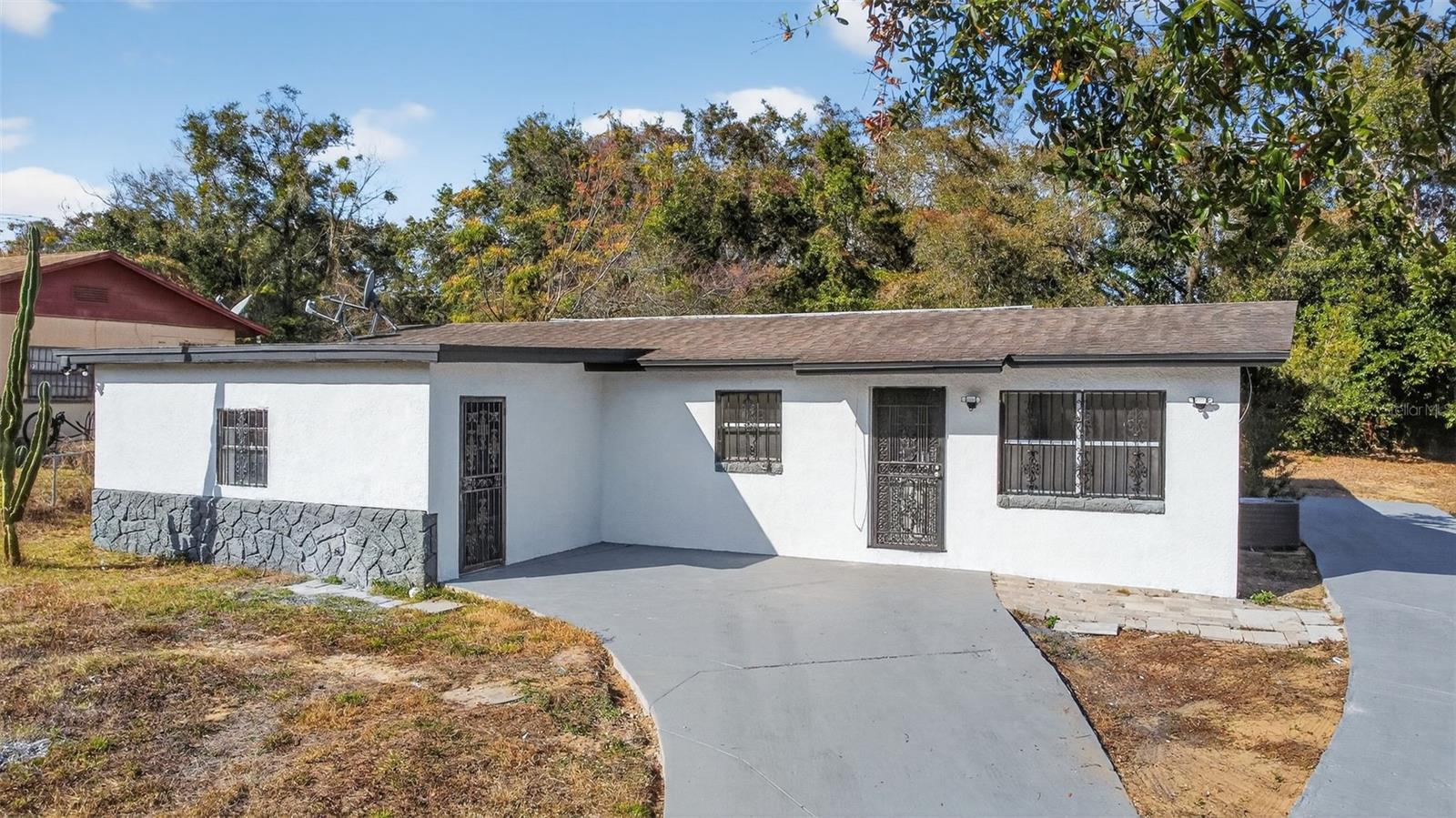 101 W CELESTE STREET