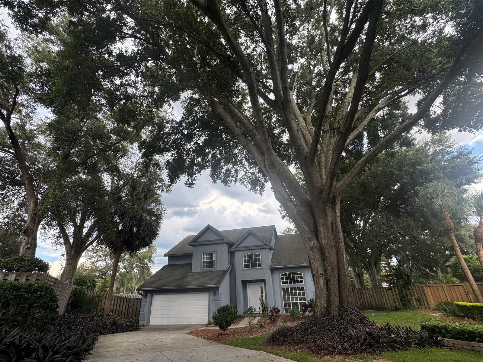 Listing photo 3 for 1206 Cornerstone Ct