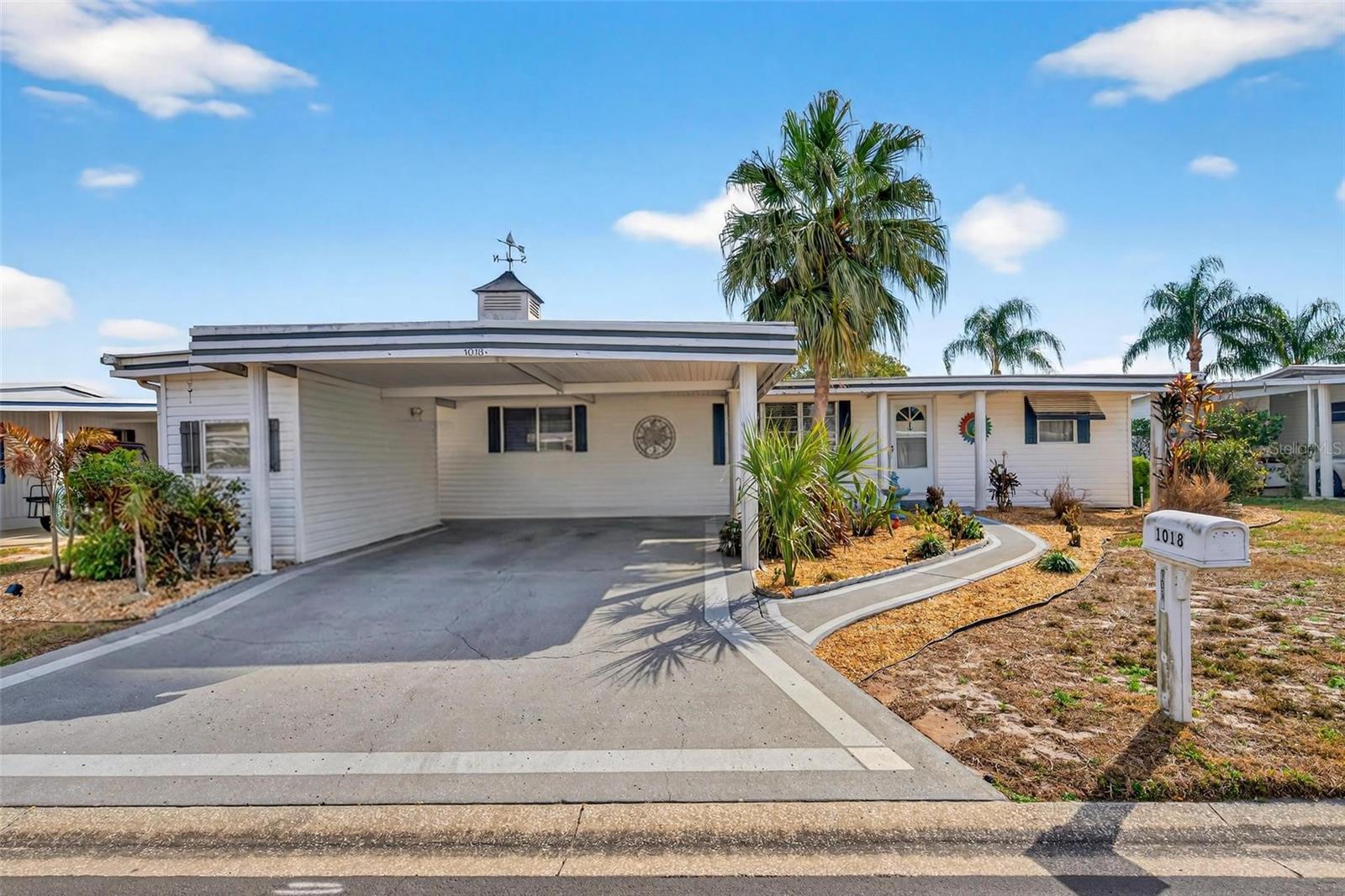 Listing photo 1 for 1018 Southland Dr