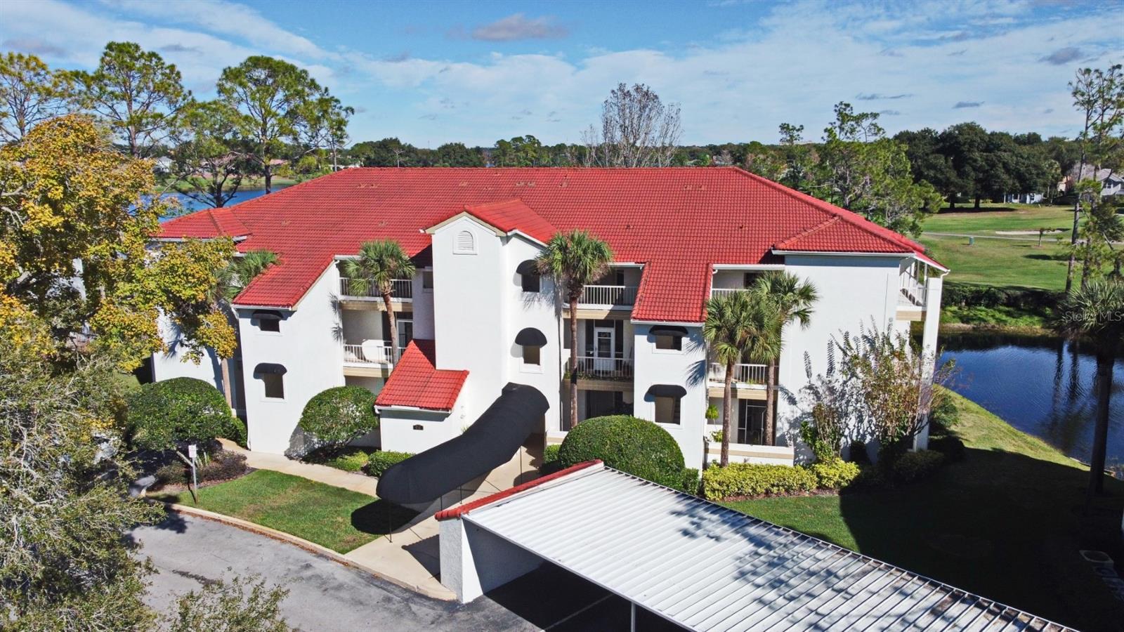 443 HAMPTONCREST CIRCLE Unit 305