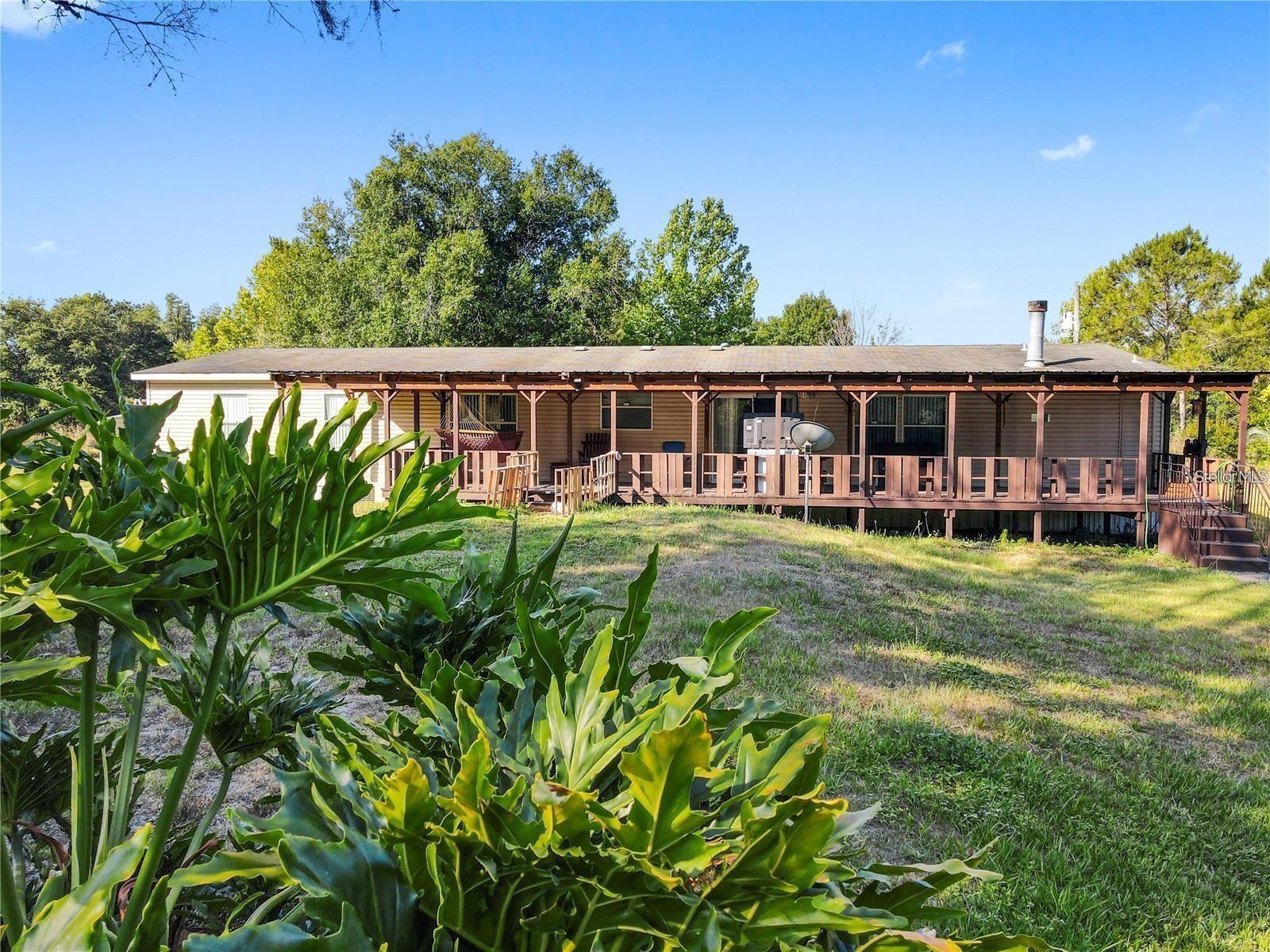 Listing photo 3 for 13921 Pine Meadow Rd