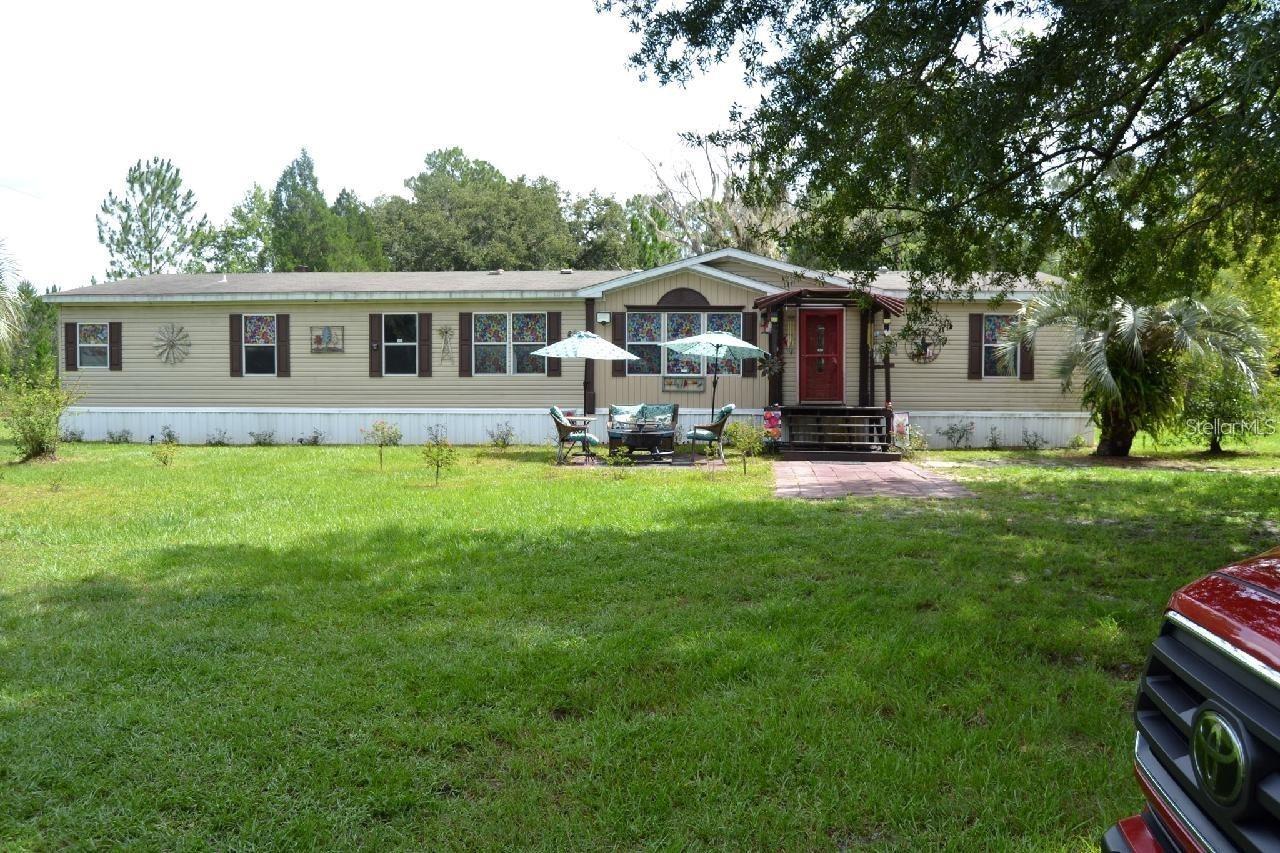 Listing photo 1 for 13921 Pine Meadow Rd