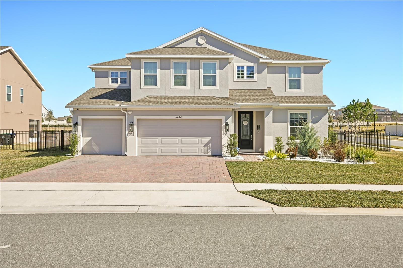 6076 SIERRA CROWN STREET