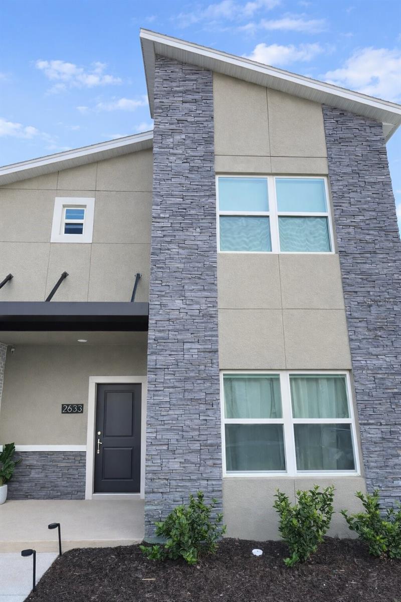 2633 SCRAPBOOK STREET