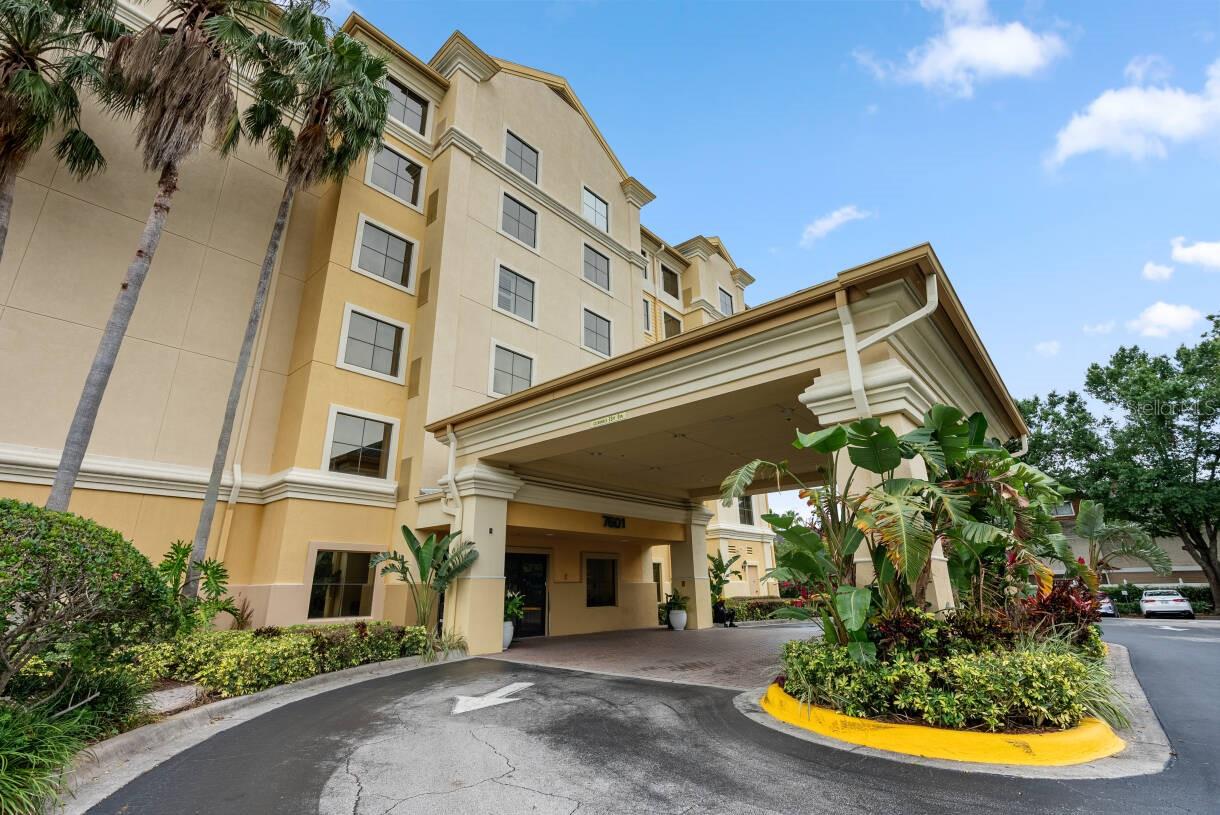 7601 CANADA AVENUE Unit 221