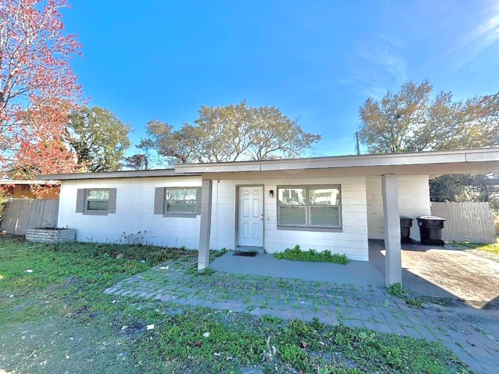 Listing photo 2 for 4314 Silver Star Rd