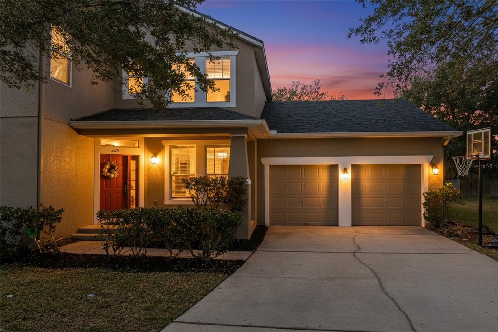Listing photo 2 for 3214 Hopewell Dr