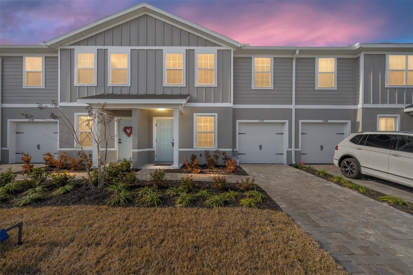 Listing photo 1 for 1197 Port Blue Way